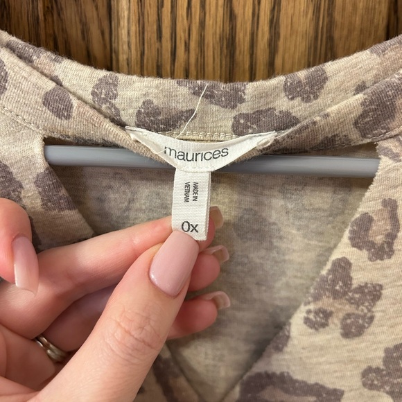 Maurices Leopard Print AC/DC Graphic Tee Top 0X - Picture 5 of 7